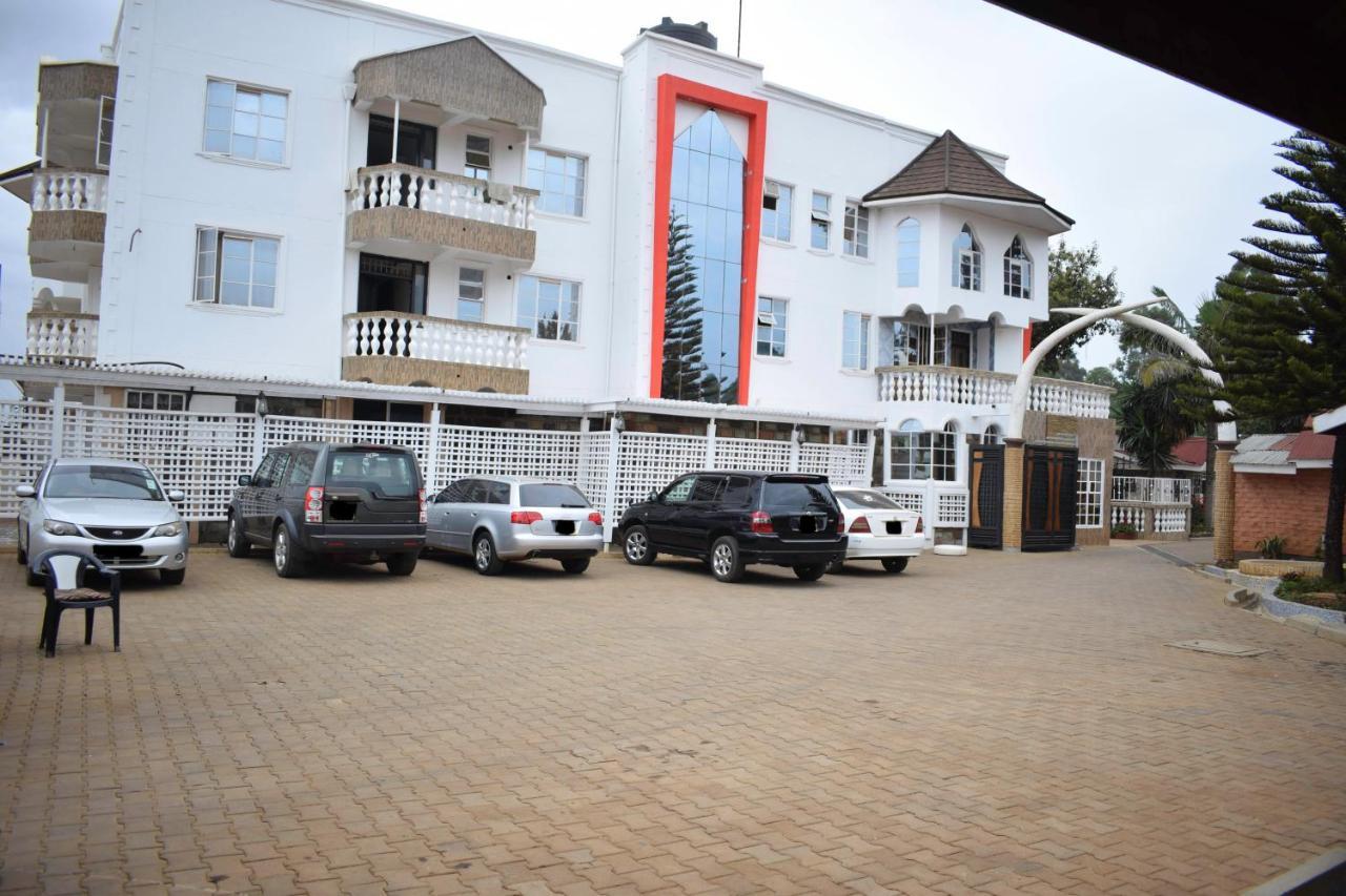 Simba Village Relax Inn Eldoret Ngoại thất bức ảnh